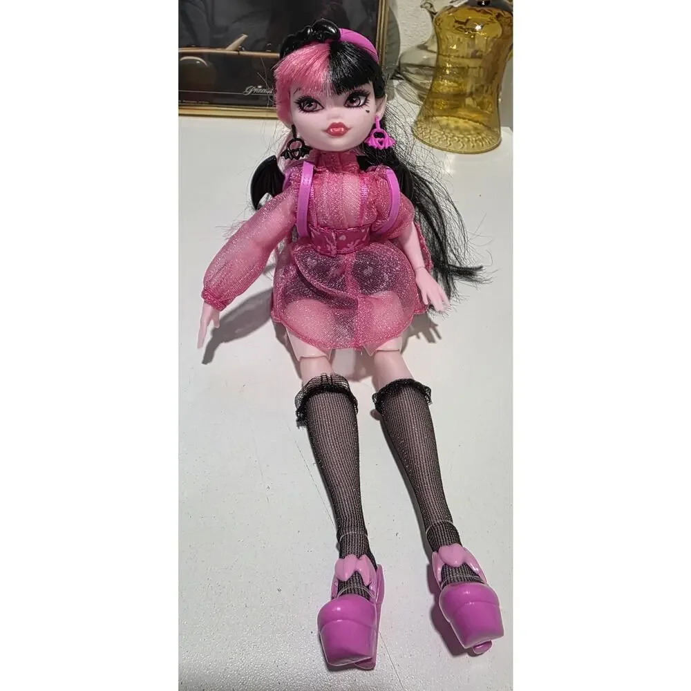 Monster High Draculaura G3 Core Monster Ball Doll 2022 Mattel Vampire Goth